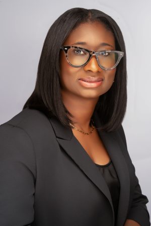 Headshot of Onika Lewis.